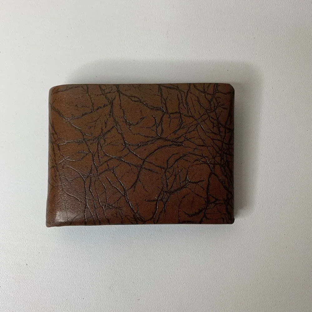 Meeker Gaucho Cowhide Leather Brown Leather Card Holder Wallet Fold